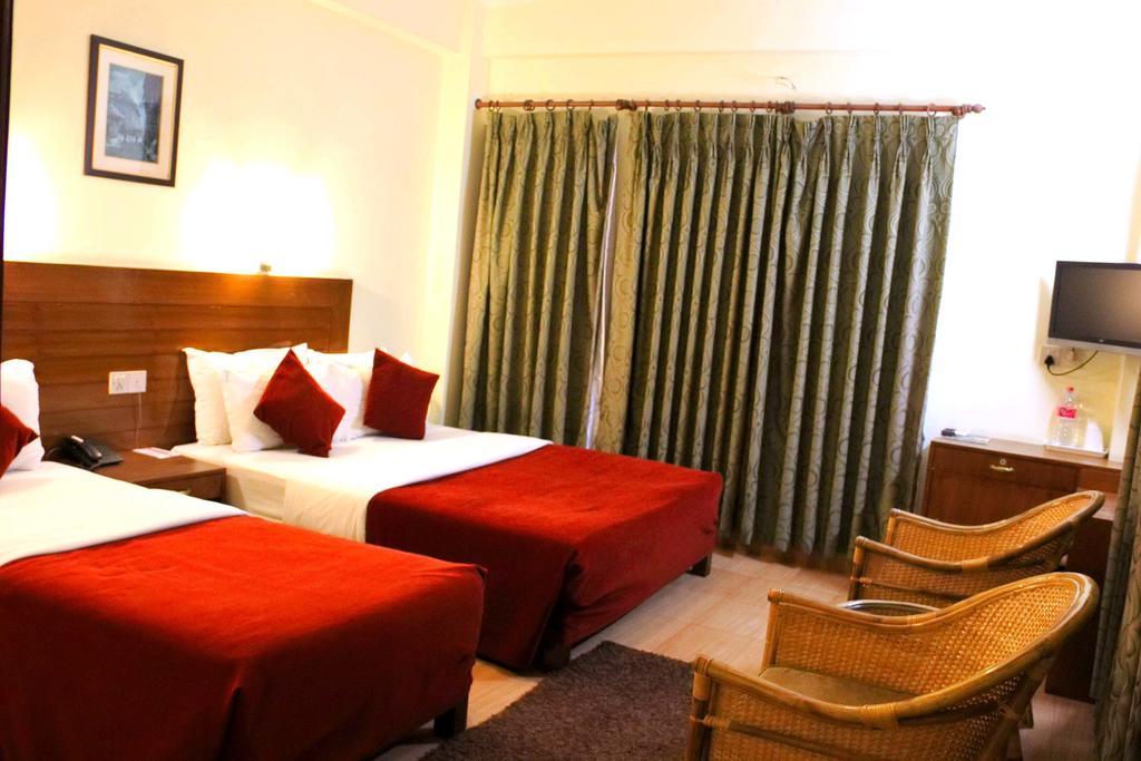 Hotel Tara Pokhara Luaran gambar