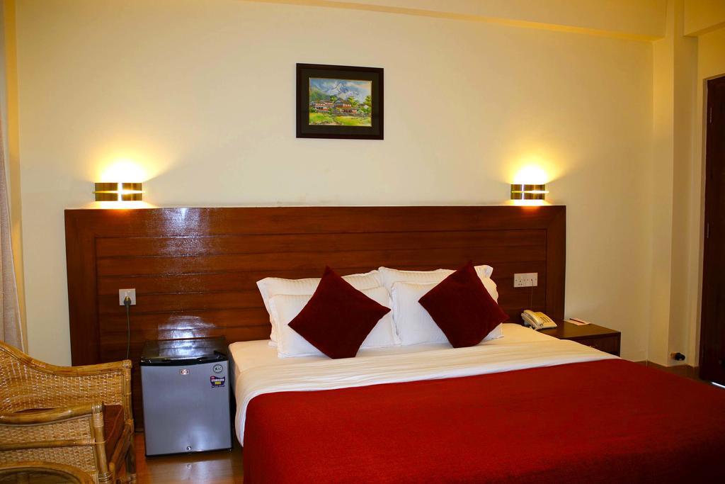 Hotel Tara Pokhara Luaran gambar