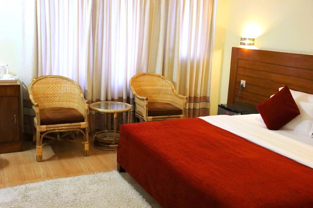 Hotel Tara Pokhara Luaran gambar