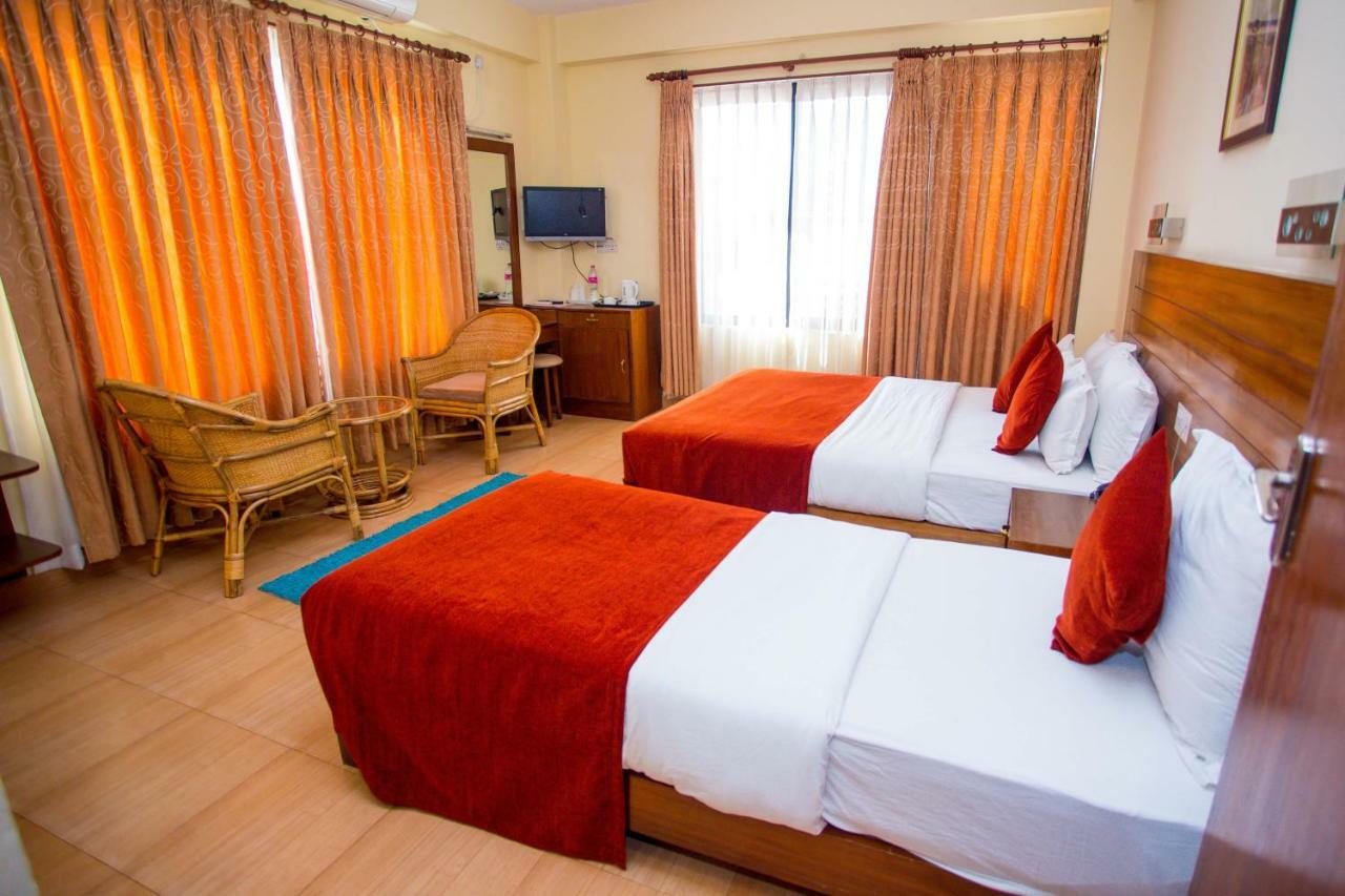 Hotel Tara Pokhara Luaran gambar