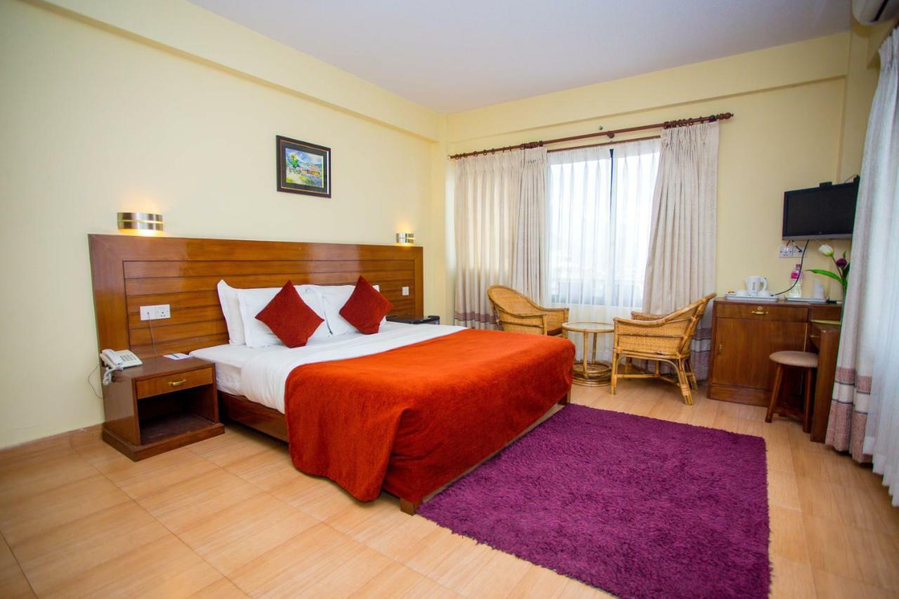 Hotel Tara Pokhara Luaran gambar
