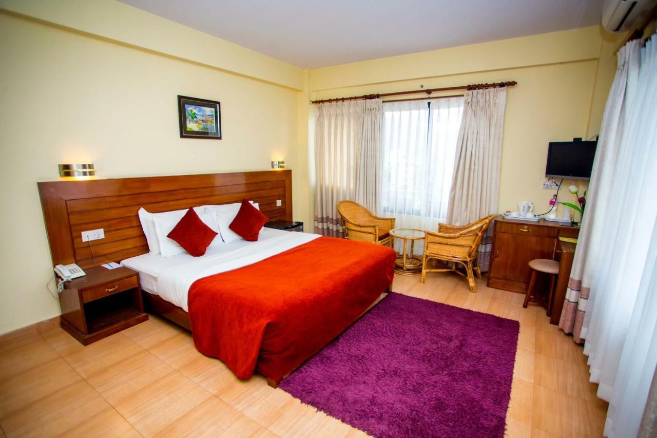 Hotel Tara Pokhara Luaran gambar
