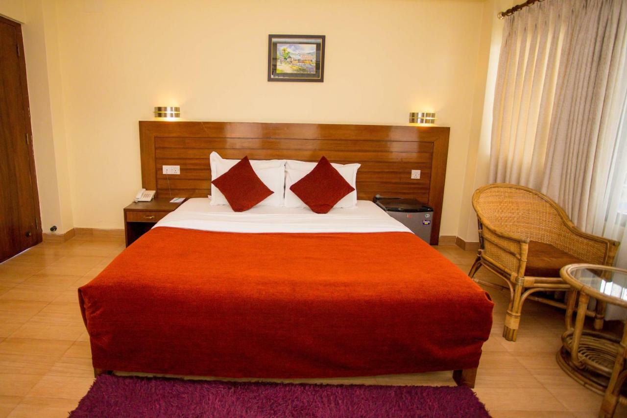 Hotel Tara Pokhara Luaran gambar