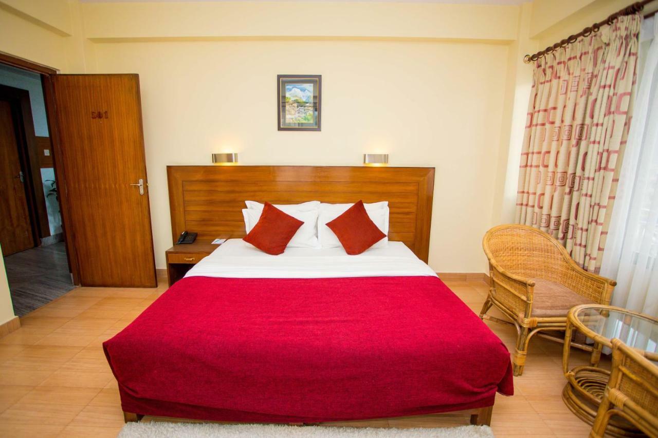 Hotel Tara Pokhara Luaran gambar